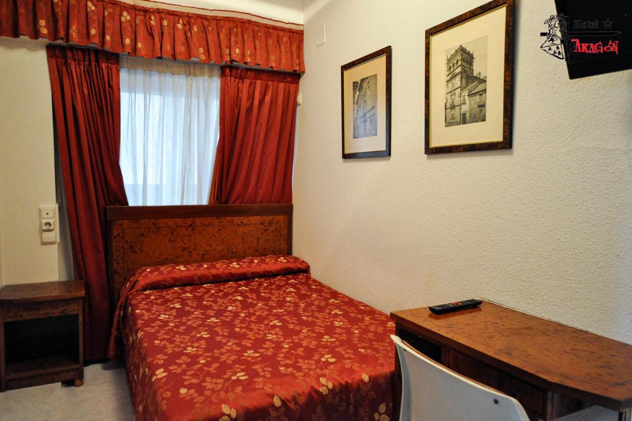 סלאמנקה Hotel Aragon מראה חיצוני תמונה