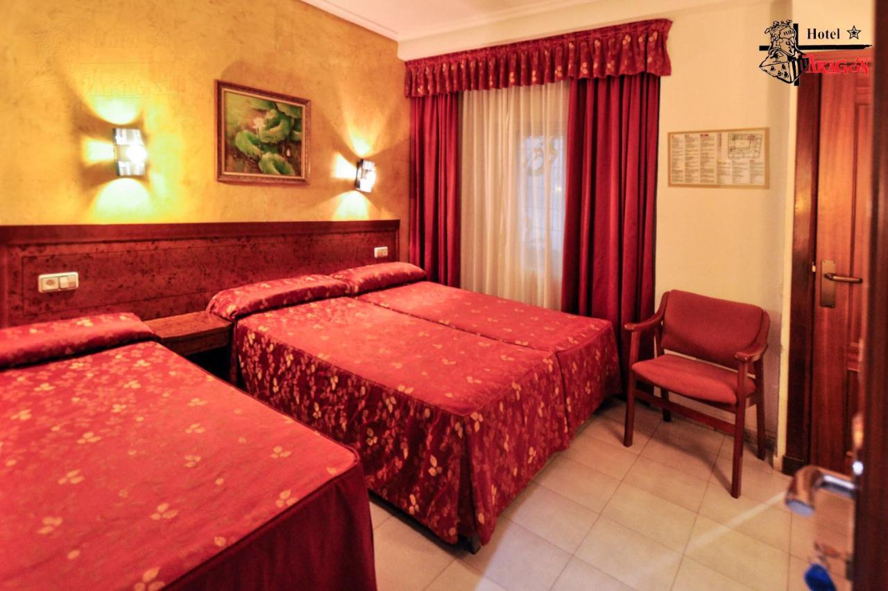 סלאמנקה Hotel Aragon מראה חיצוני תמונה