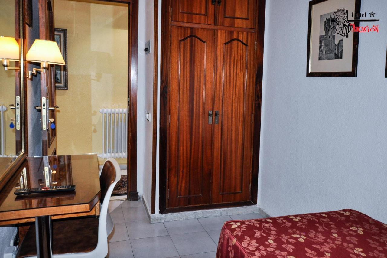 סלאמנקה Hotel Aragon מראה חיצוני תמונה