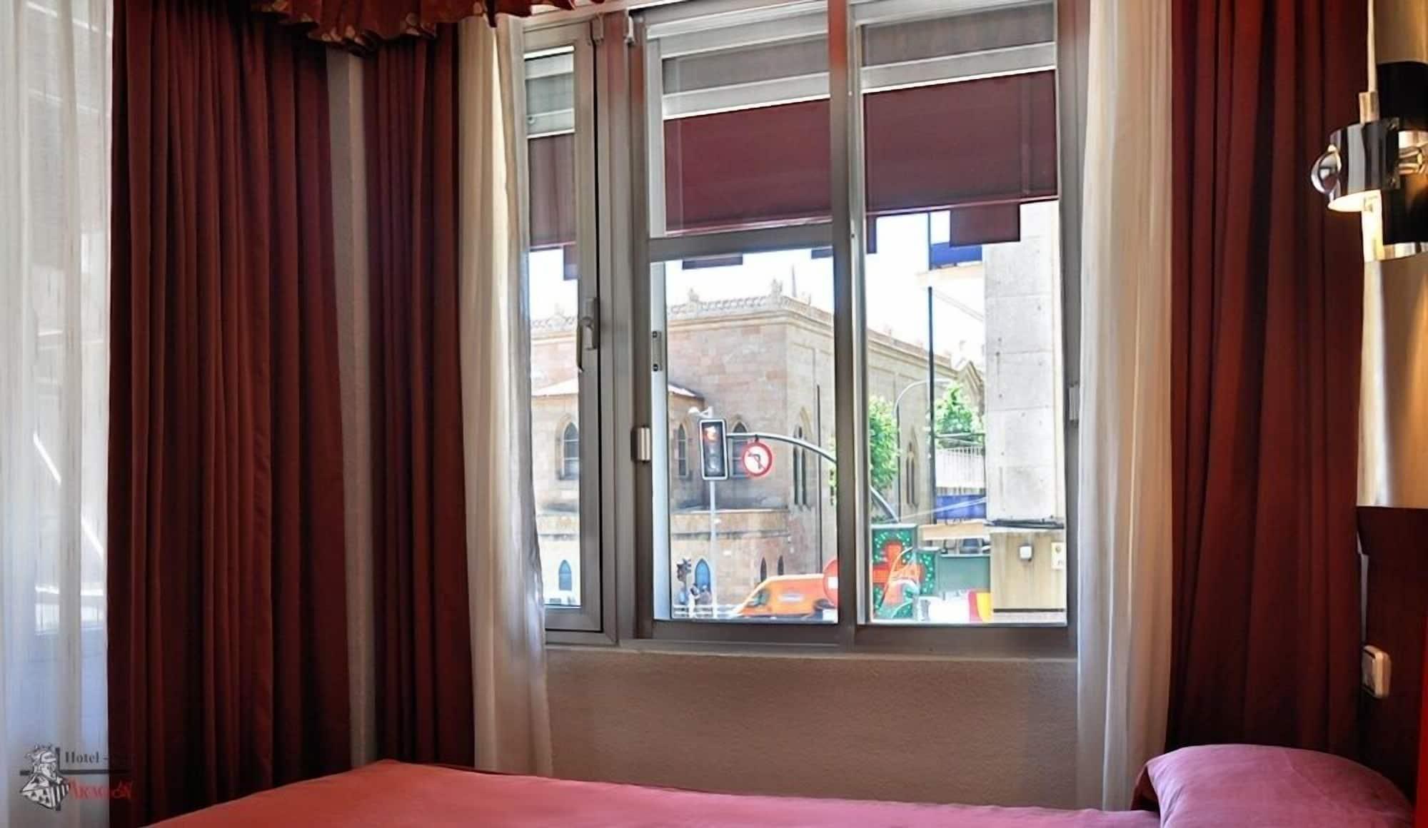 סלאמנקה Hotel Aragon מראה חיצוני תמונה